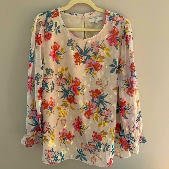 LOFT iridescent accent floral top - Picture 1 of 8